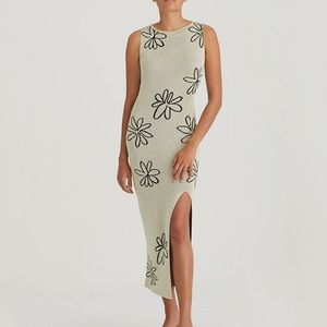 Bodycon Dress with Cut Out